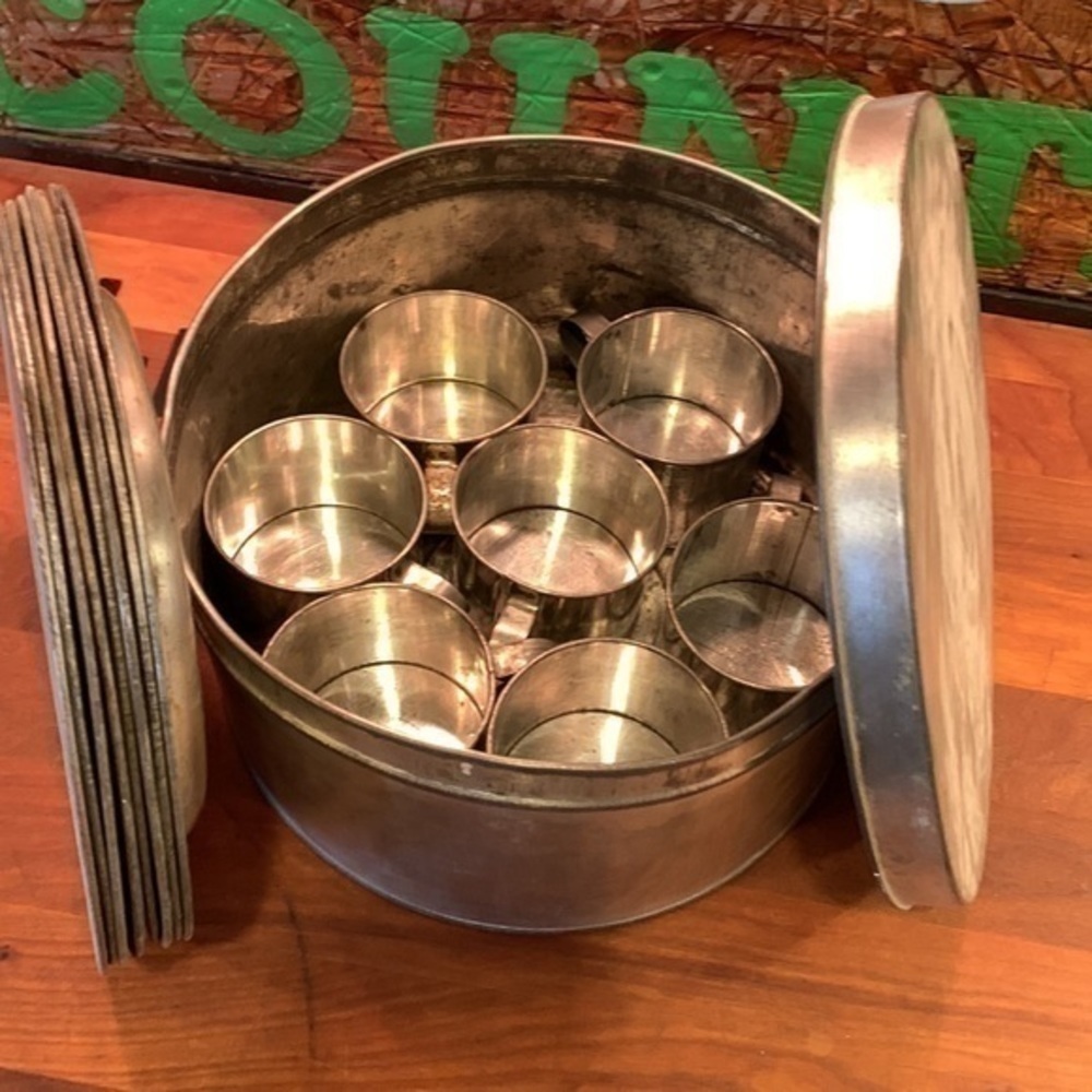 Vintage Tin 18 piece Packable dinner set 8 cups 8 plates Packable vintage